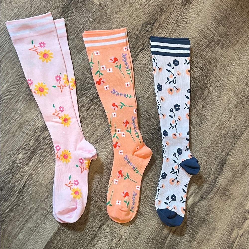 Amazon Floral Knee-High Socks - Pink, Orange, and Gray
